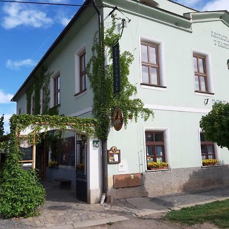 Penzion A Restaurace U Hajku Nové Dvory Dış mekan fotoğraf