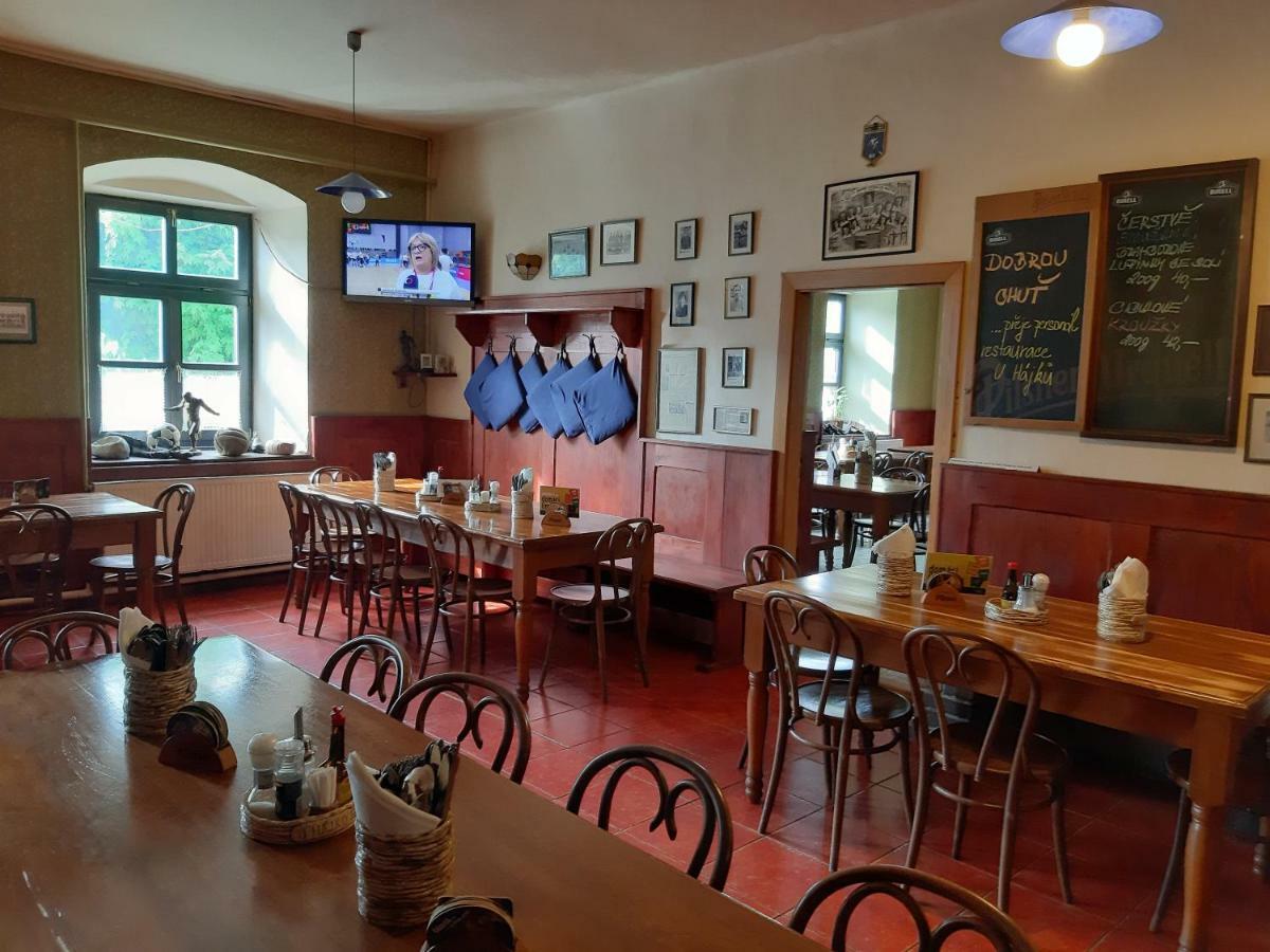 Penzion A Restaurace U Hajku Nové Dvory Dış mekan fotoğraf